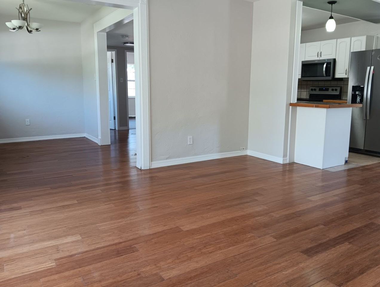 7530 15th Ave N - Photo 2 of 25