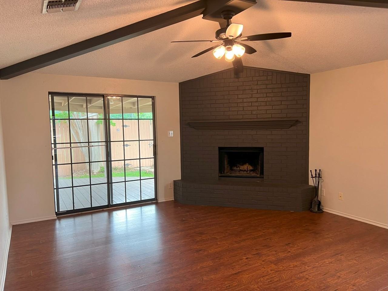 1301 Eli Whitney - Photo 4 of 21