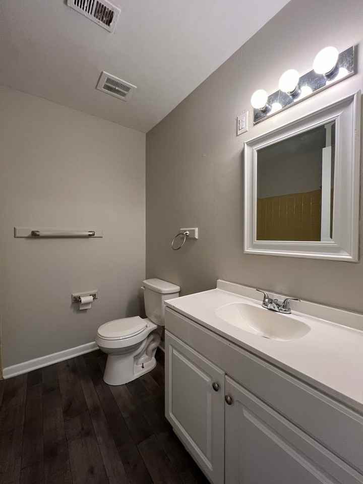 555 North Martin Luther King Jr Drive - Photo 2 of 16