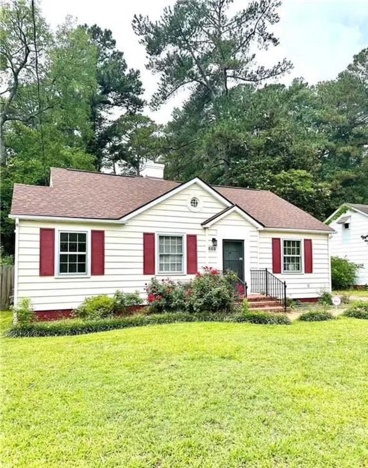 211 Hull Rd - Photo 2 of 22
