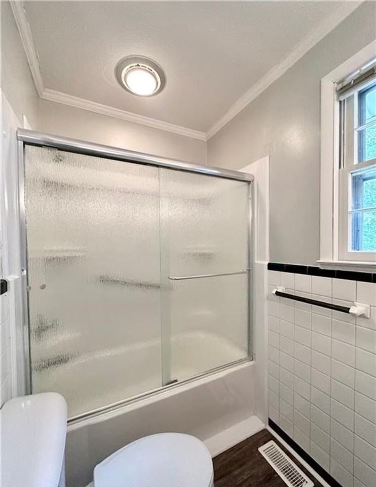 211 Hull Rd - Photo 7 of 22