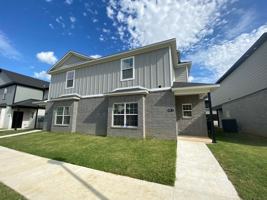 featured image of 872 S Benchmark Ln