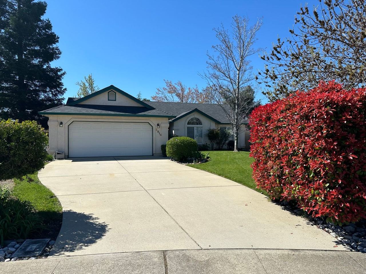 2814 Foxglove Ln - Photo 2 of 49