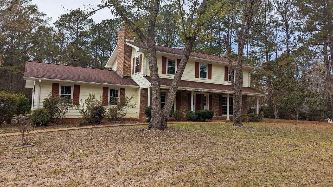 105 Linda Ln - Photo 2 of 20
