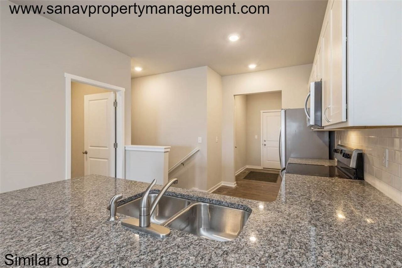 3089 Nw Irvinedale Dr - Photo 2 of 11