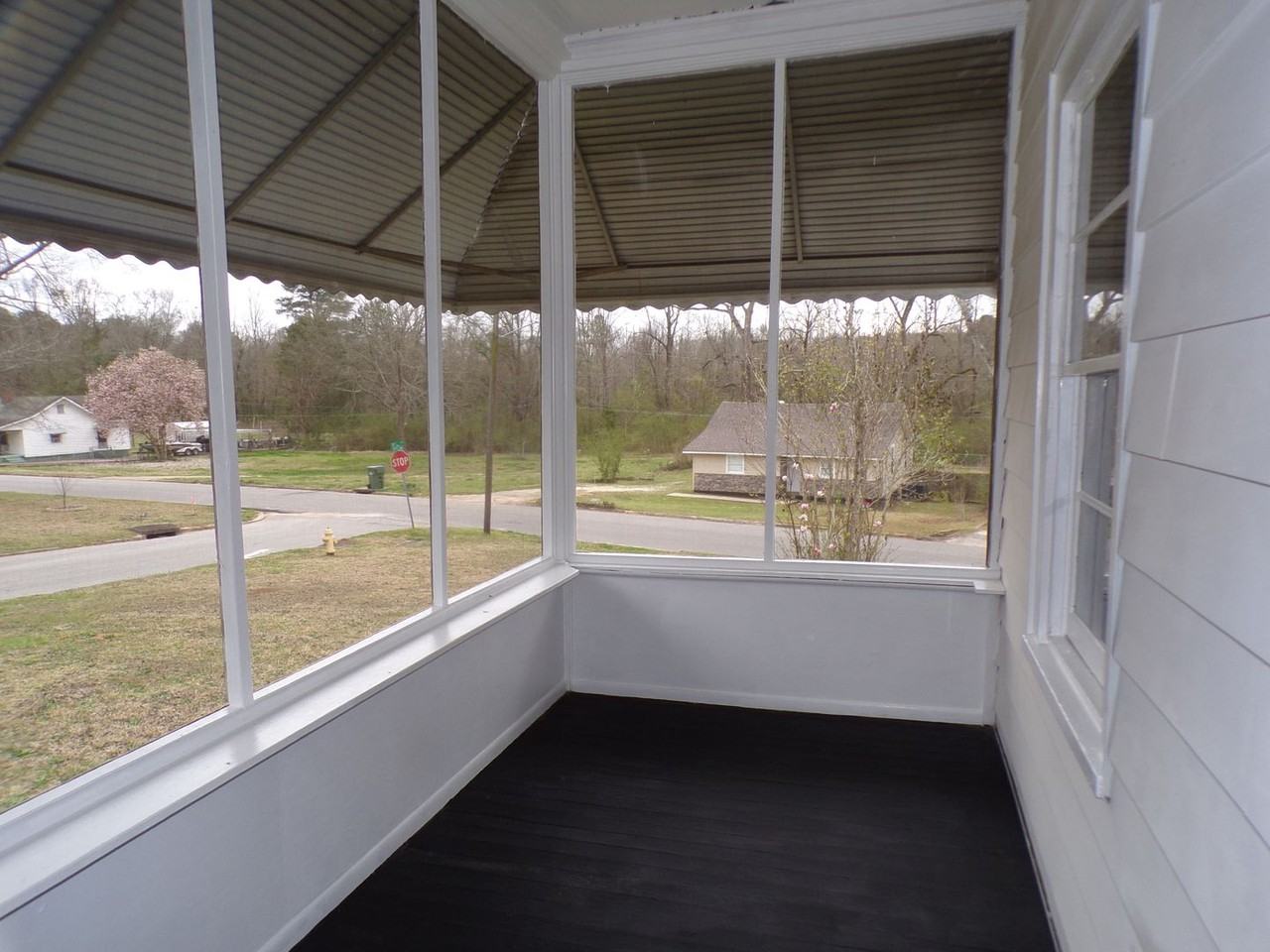 3705 24th Ave - Photo 3 of 5