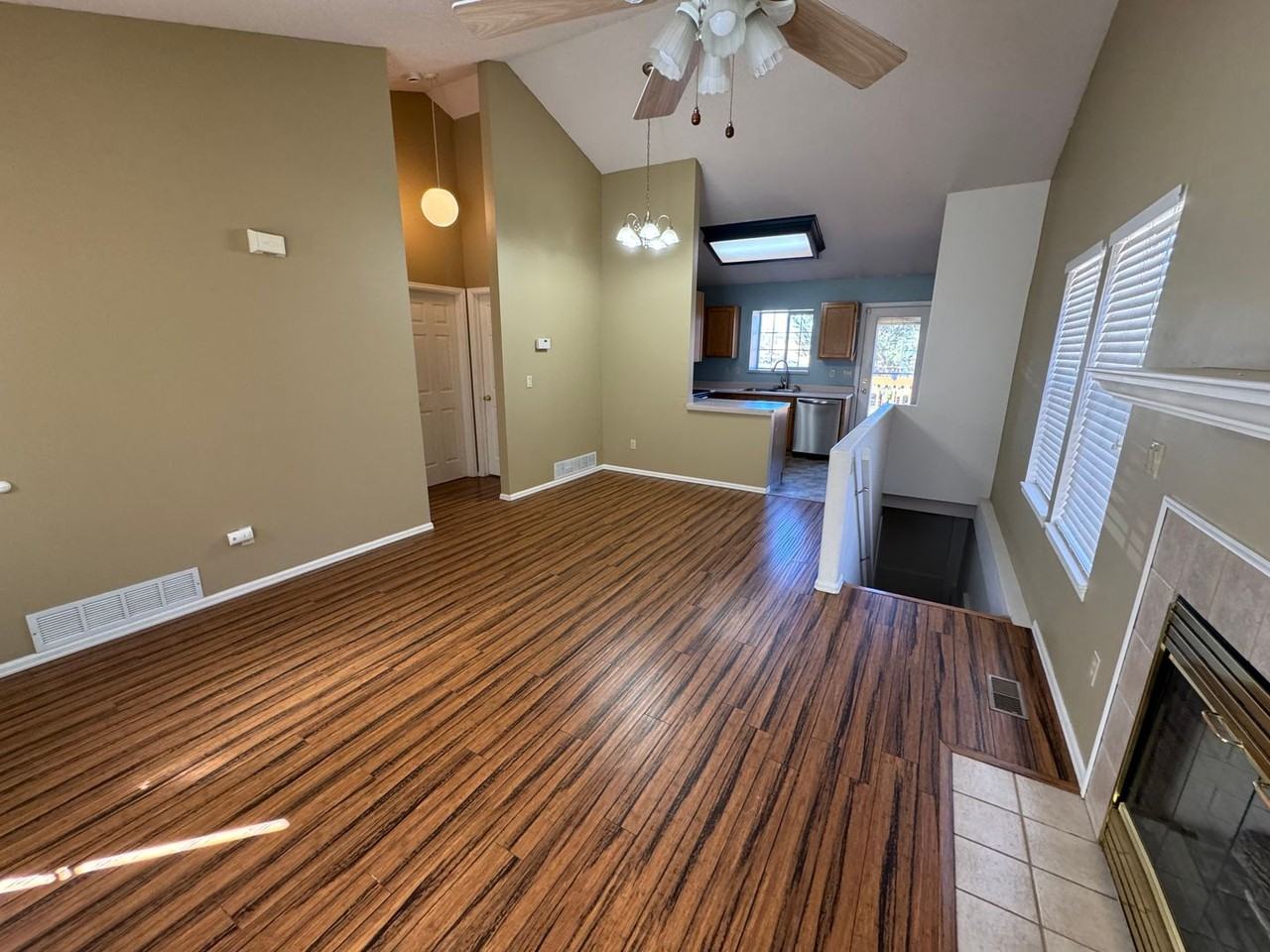 6735 Overland Dr - Photo 3 of 15