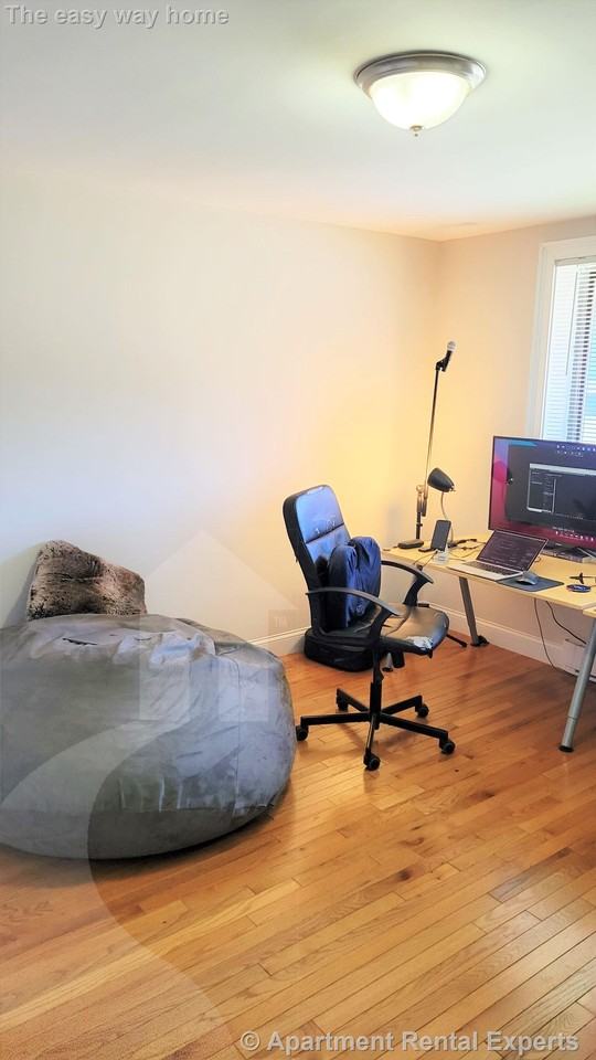 134 Summer St #5 - Photo 5 of 8