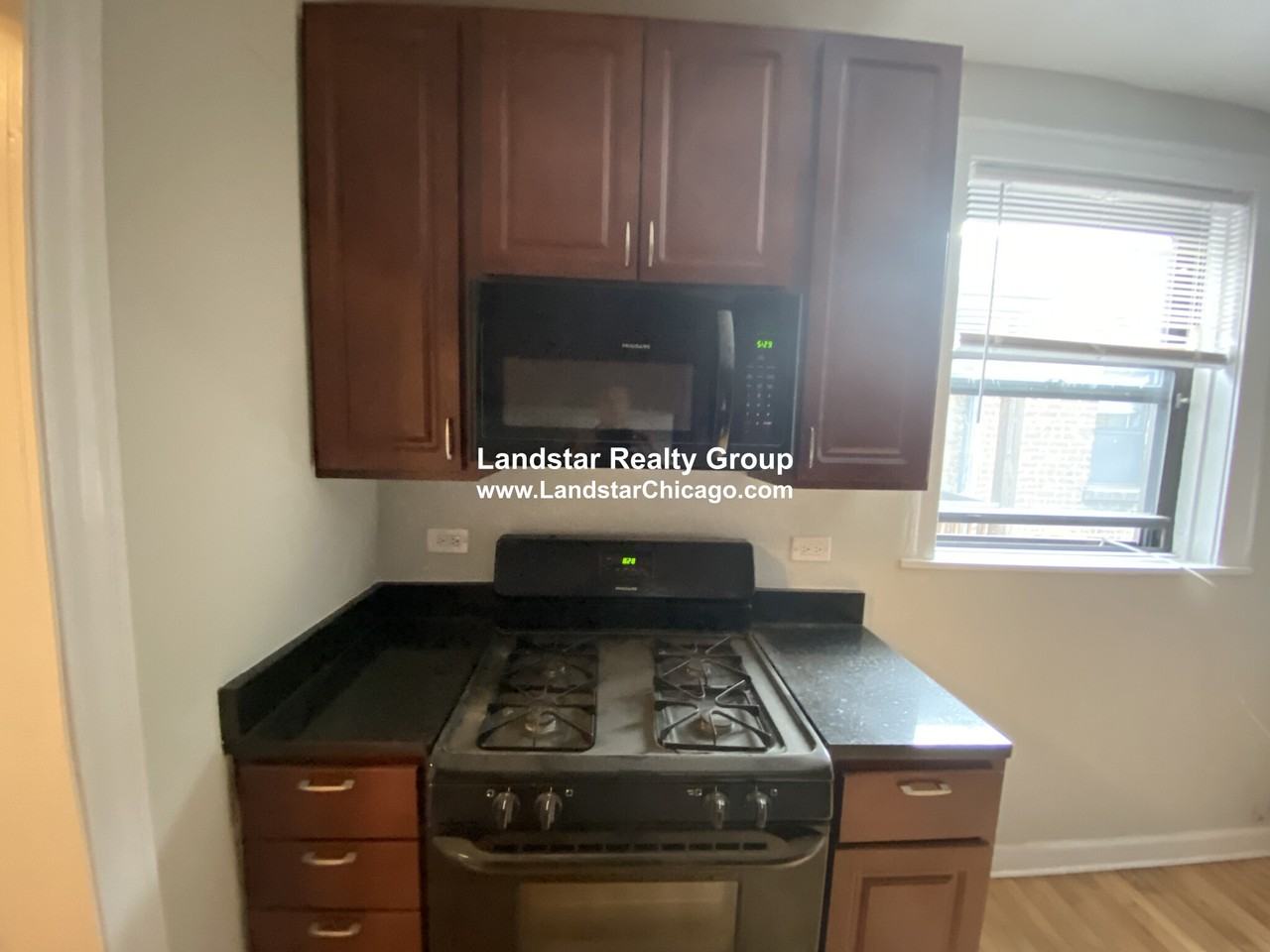 3256 W Belle Plaine Ave #2 - Photo 4 of 24