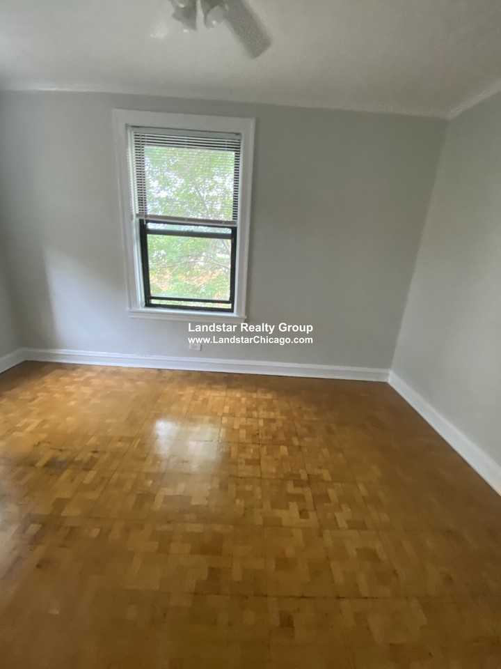 3256 W Belle Plaine Ave #2 - Photo 7 of 24