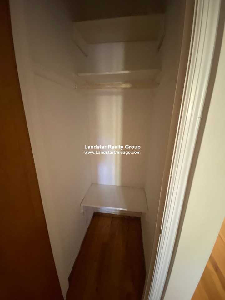 1914 W Lunt Ave #1S - Photo 7 of 15