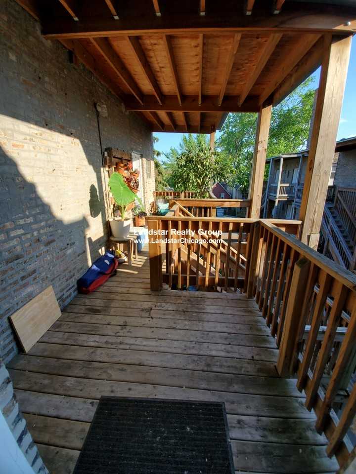 3749 W Sunnyside Ave #3 - Photo 3 of 16