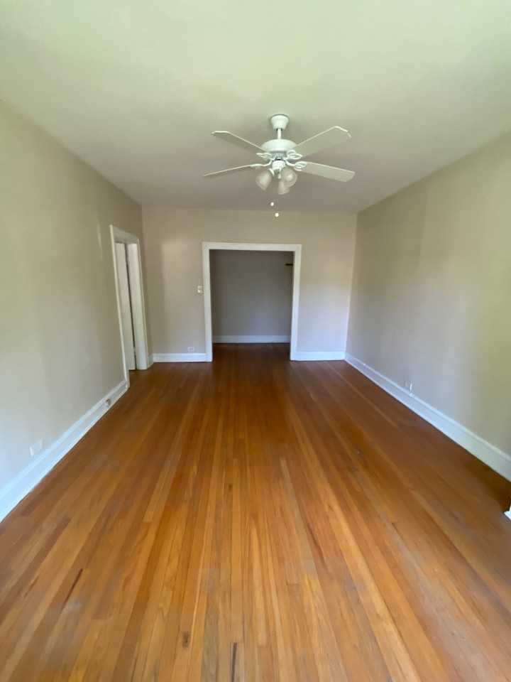 800 Seward St #2 - Photo 3 of 18