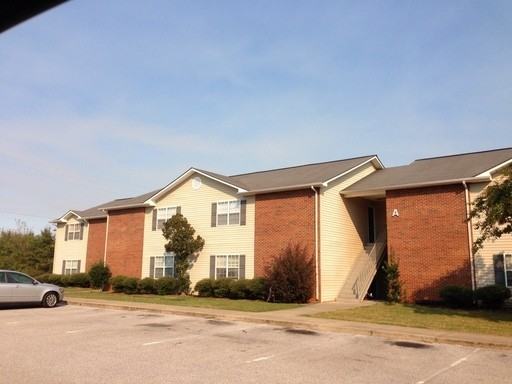 Apartments Near Oxford Lake Al