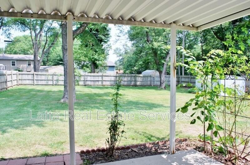 7315 Appleton Ave - Photo 3 of 14