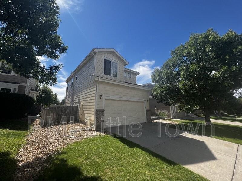 5183 Creek Way - Photo 2 of 23