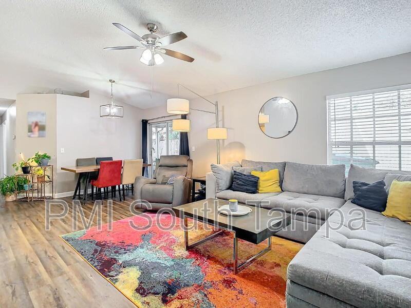 2760 Braham Ct - Photo 2 of 48