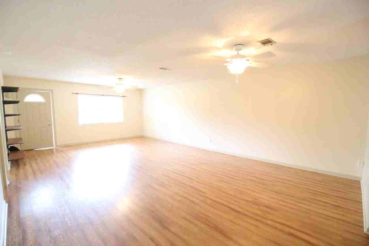 817 Nw 16th Ave - Photo 3 of 20