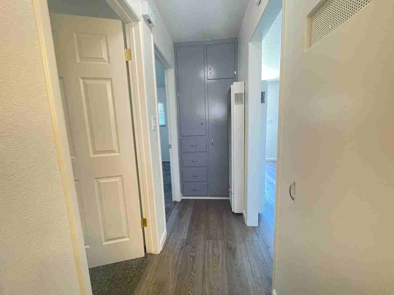 218 N C St #A - Photo 5 of 11