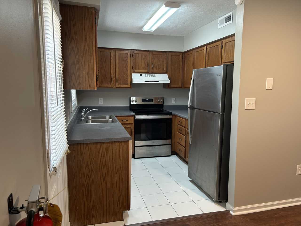 2637 Highwayw - Photo 3 of 8