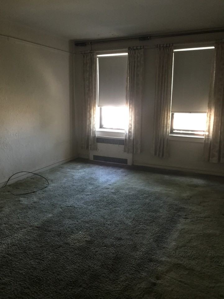 1050 East 12th Street #44 - Photo 2 of 11