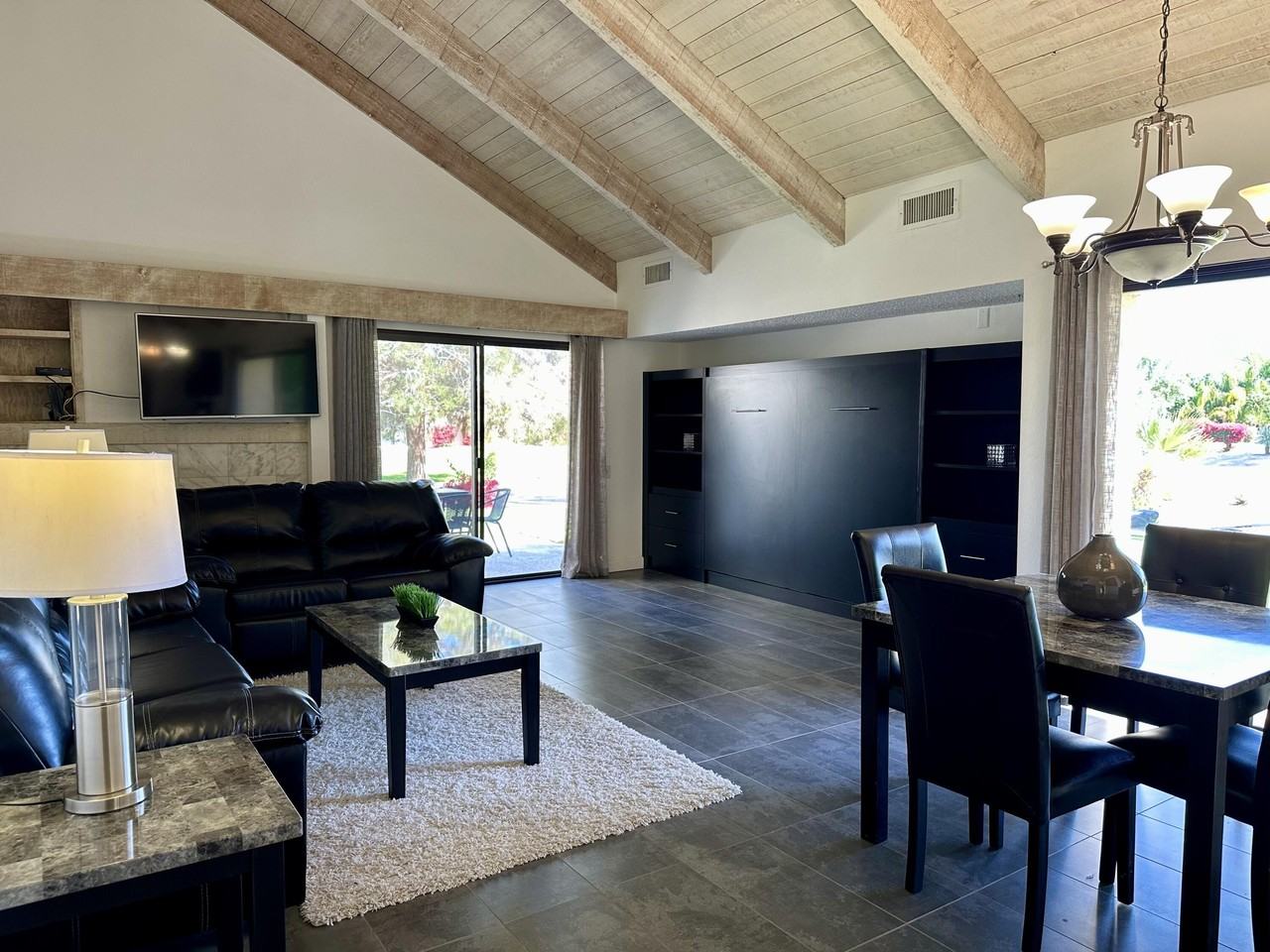 Apartments for Rent in Mission Hills Country Club, Rancho Mirage, CA