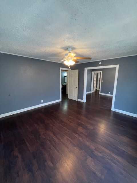 3121 Magnolia St #1 - Photo 5 of 23