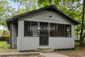featured image of 1522 W 22nd St