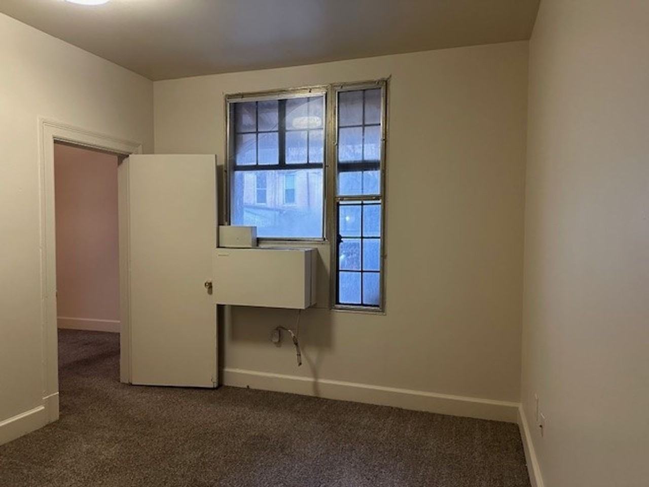 213 N 2nd St - Photo 2 of 8