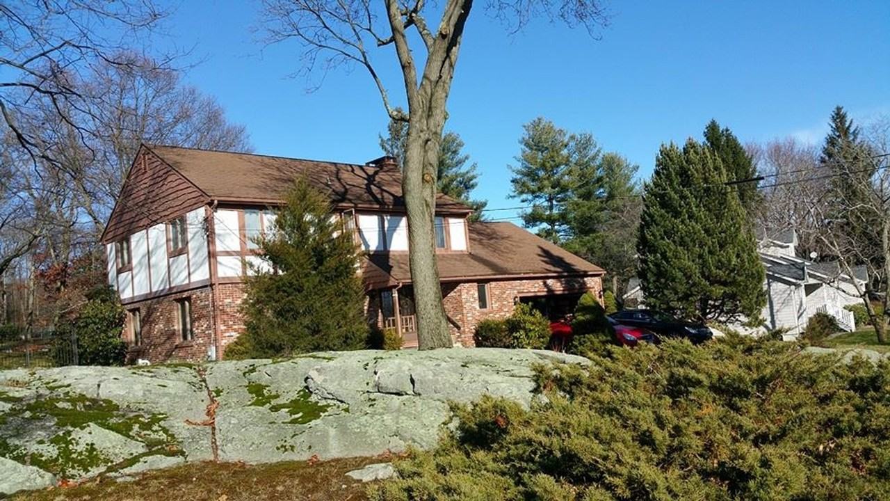 4 Lladnar Dr - Photo 2 of 25