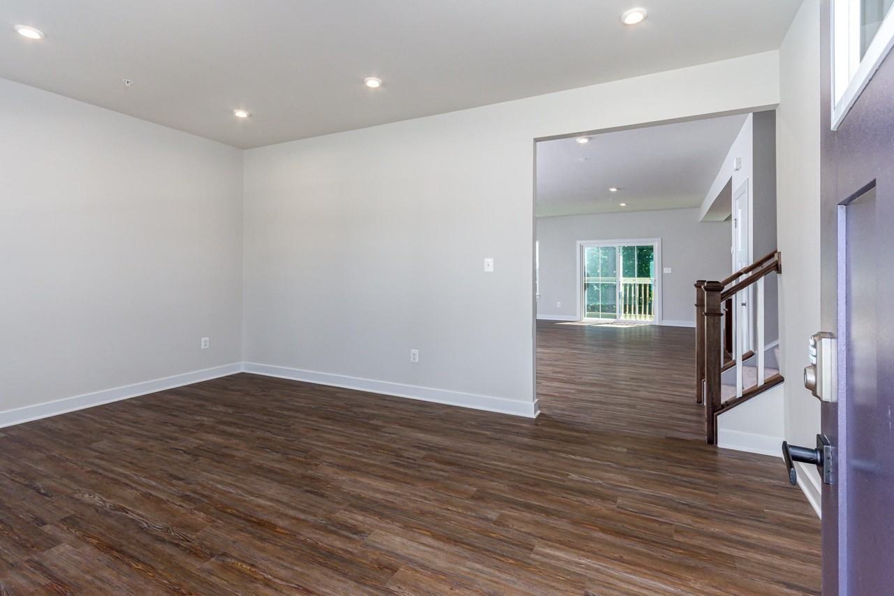 2162 Nottoway Dr - Photo 6 of 47