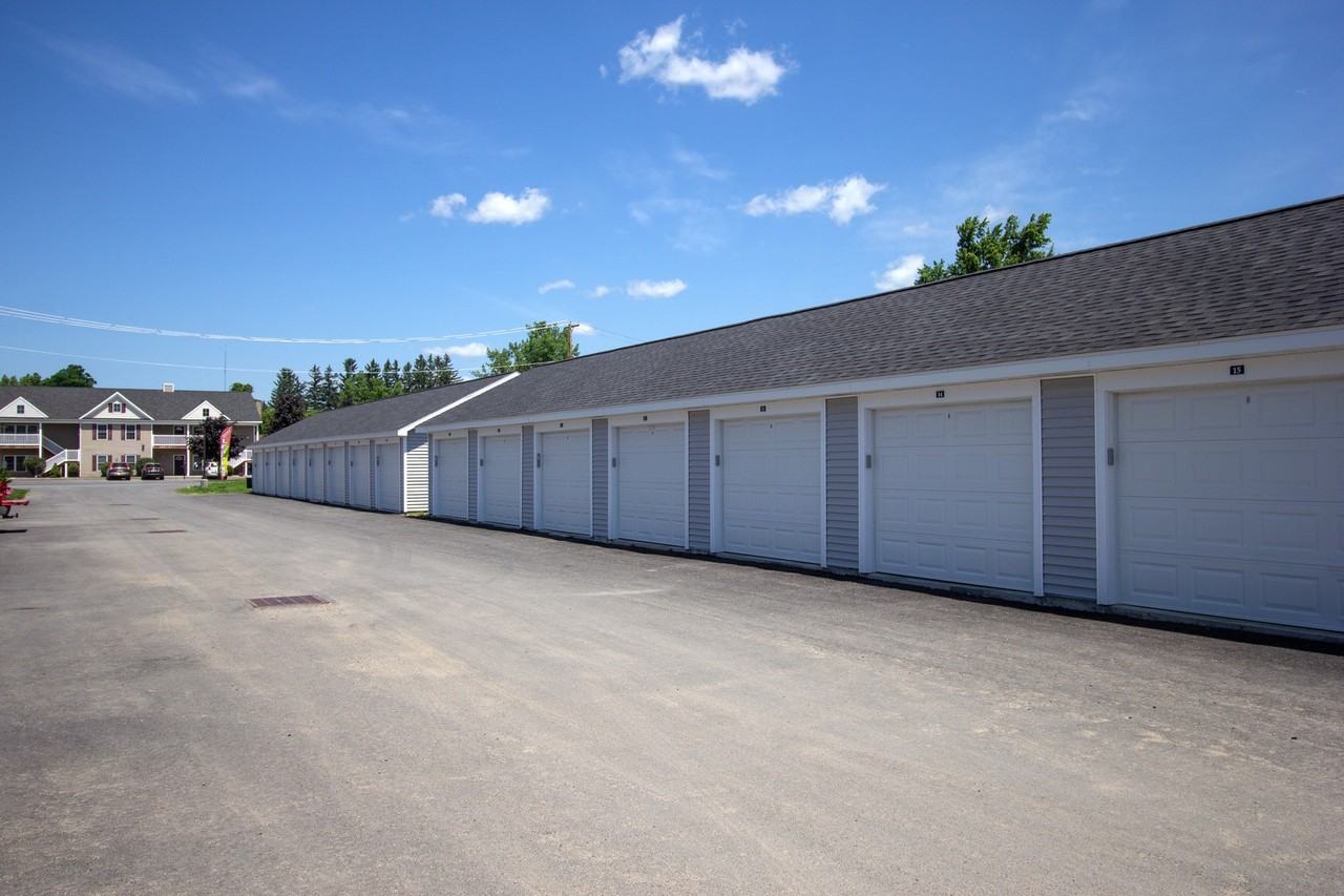 Glen Esk Apartments - Photo 6 of 50