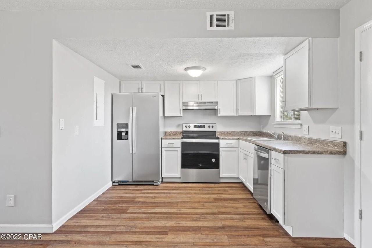 116 Cheri Ln - Photo 6 of 11