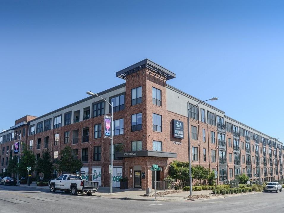 RED RIVER & - Photo 7 of 29