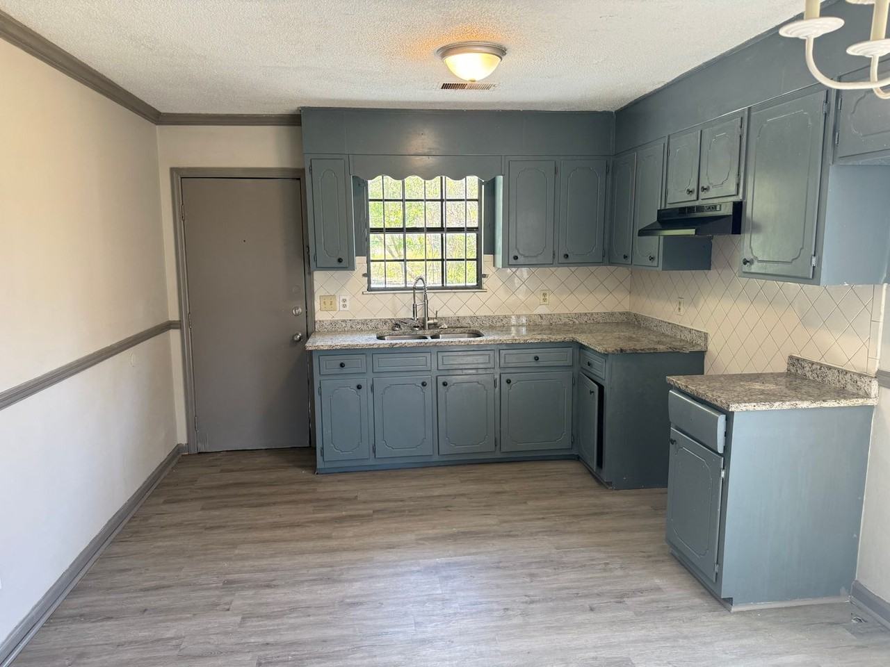 1527 14th St Sw - Photo 3 of 14