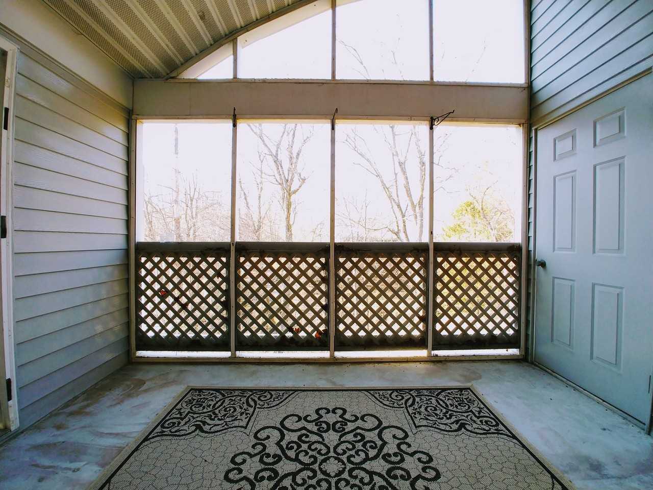 1318 S College Mall Rd - Photo 4 of 13