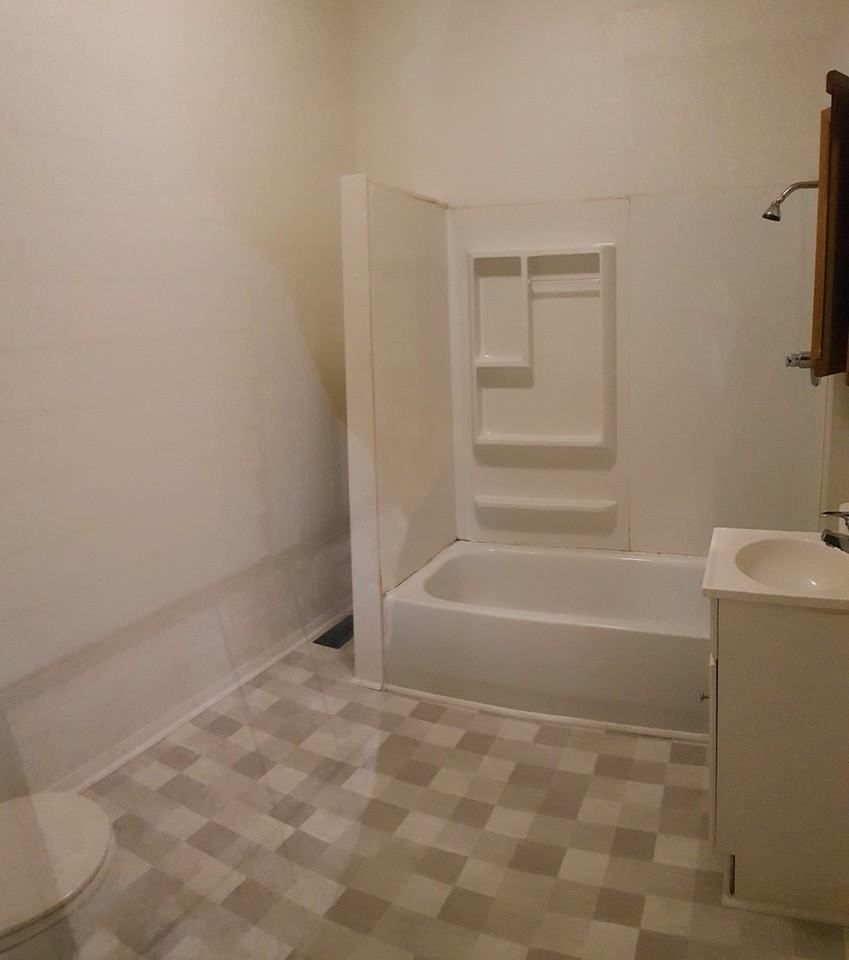 2707 S Madison St - Photo 7 of 15