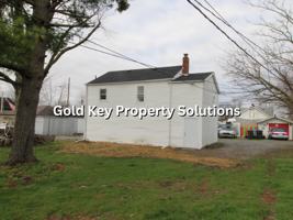 featured image of 2633 Main St