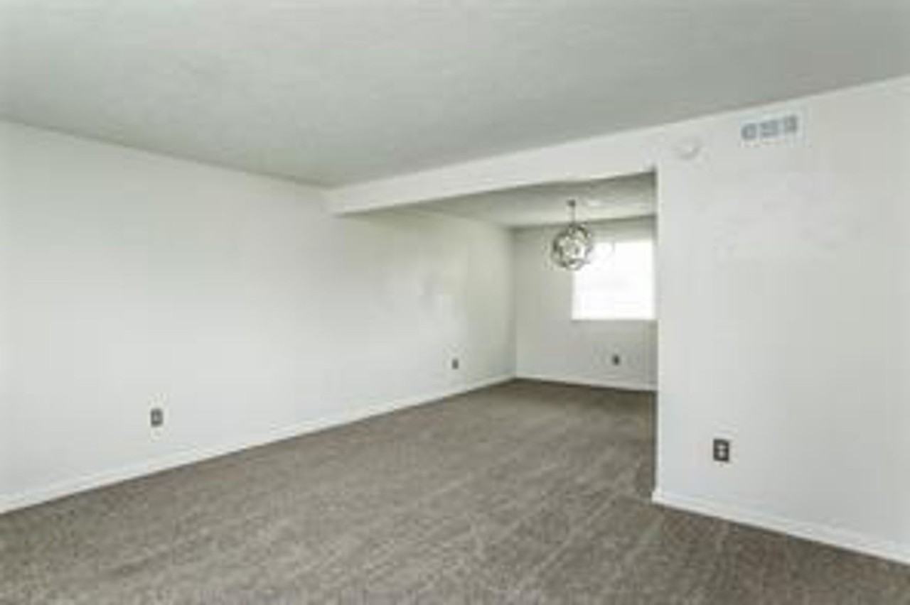 153 Converse Ct - Photo 2 of 50