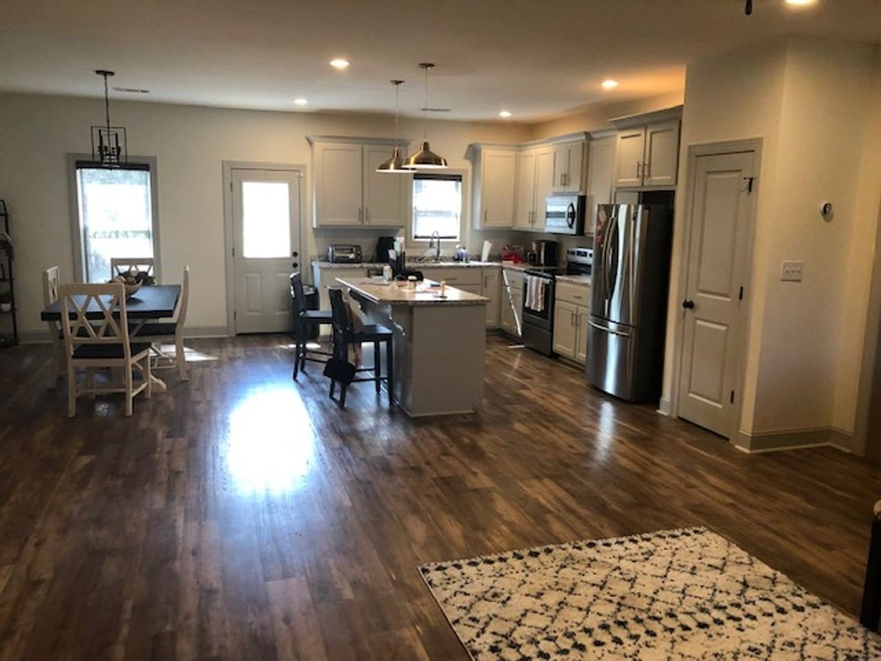 92 Pritchard Cir - Photo 2 of 16