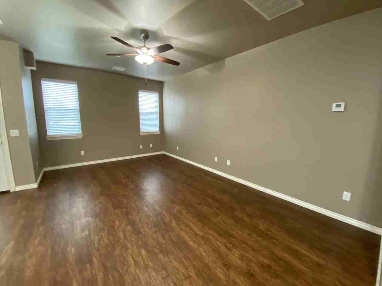 799 Sw 14th St - Photo 6 of 20