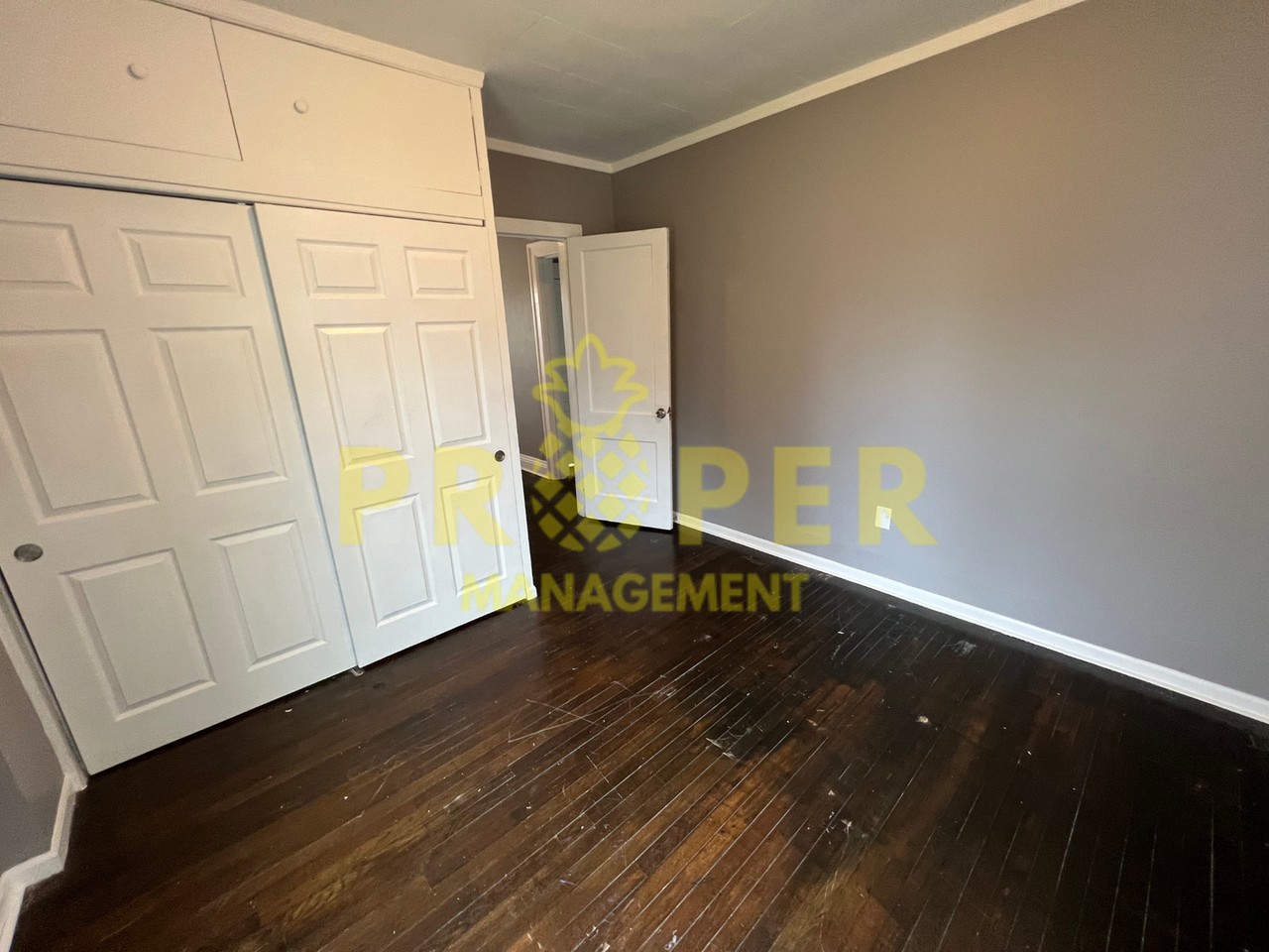 714 Uhrig Ave - Photo 3 of 6