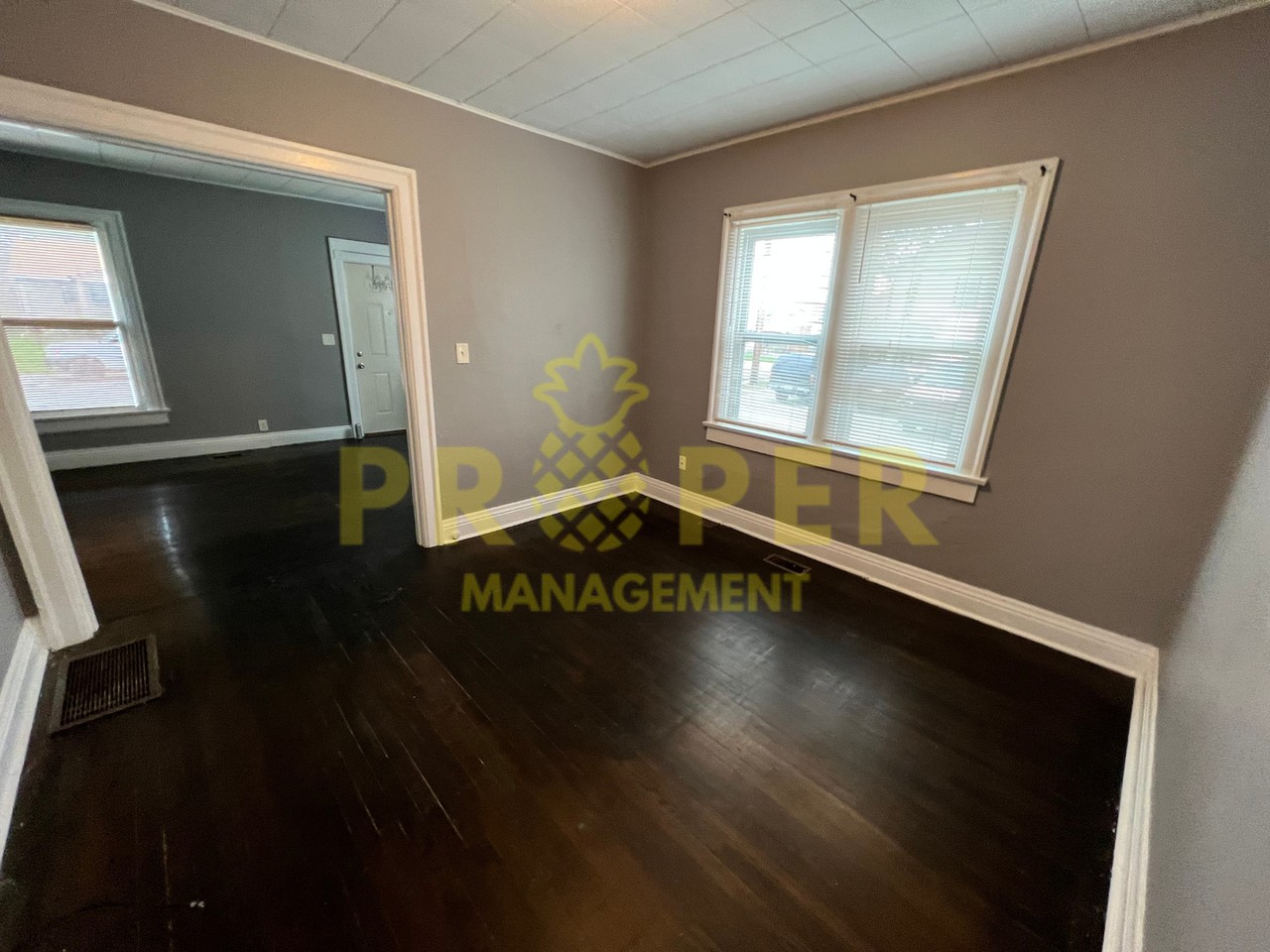 714 Uhrig Ave - Photo 6 of 6