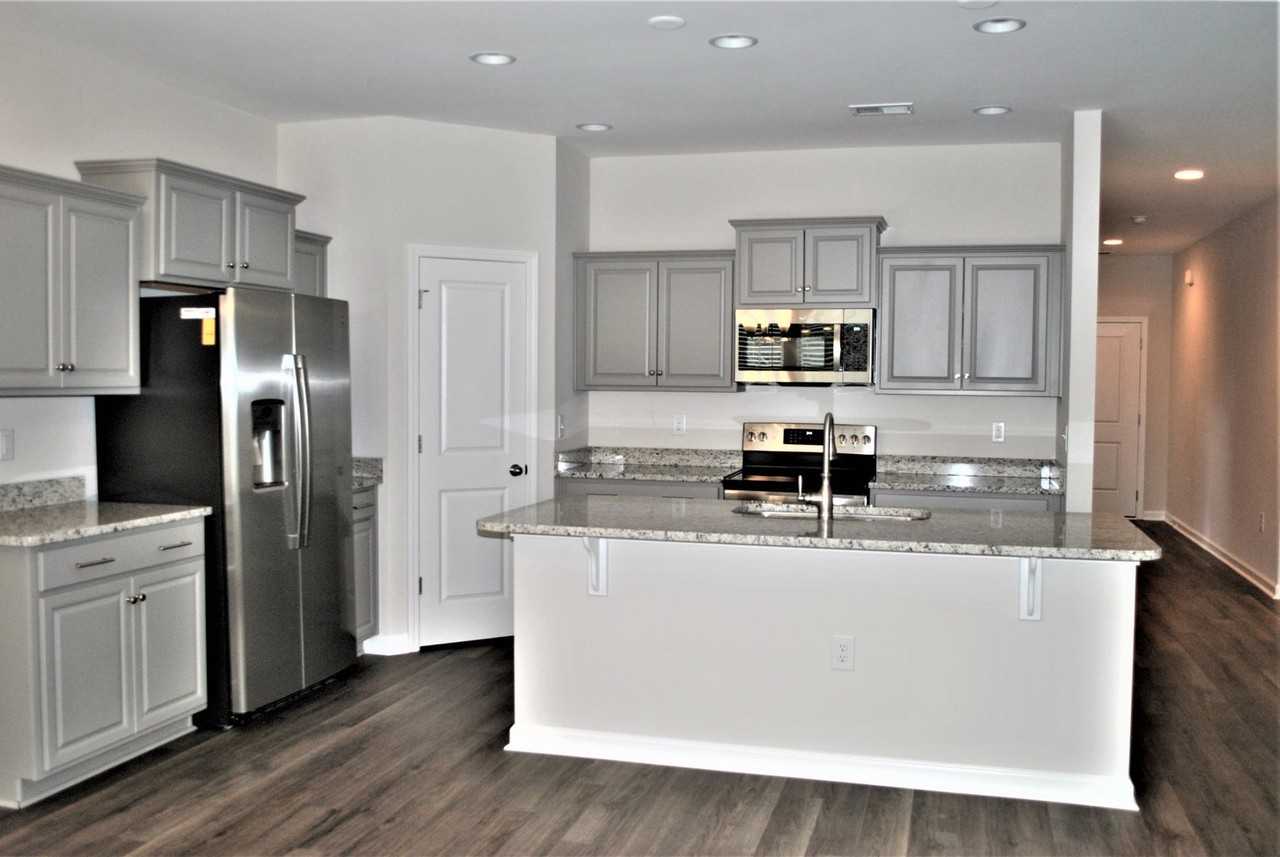 16 Leaflet Loop - Photo 2 of 15