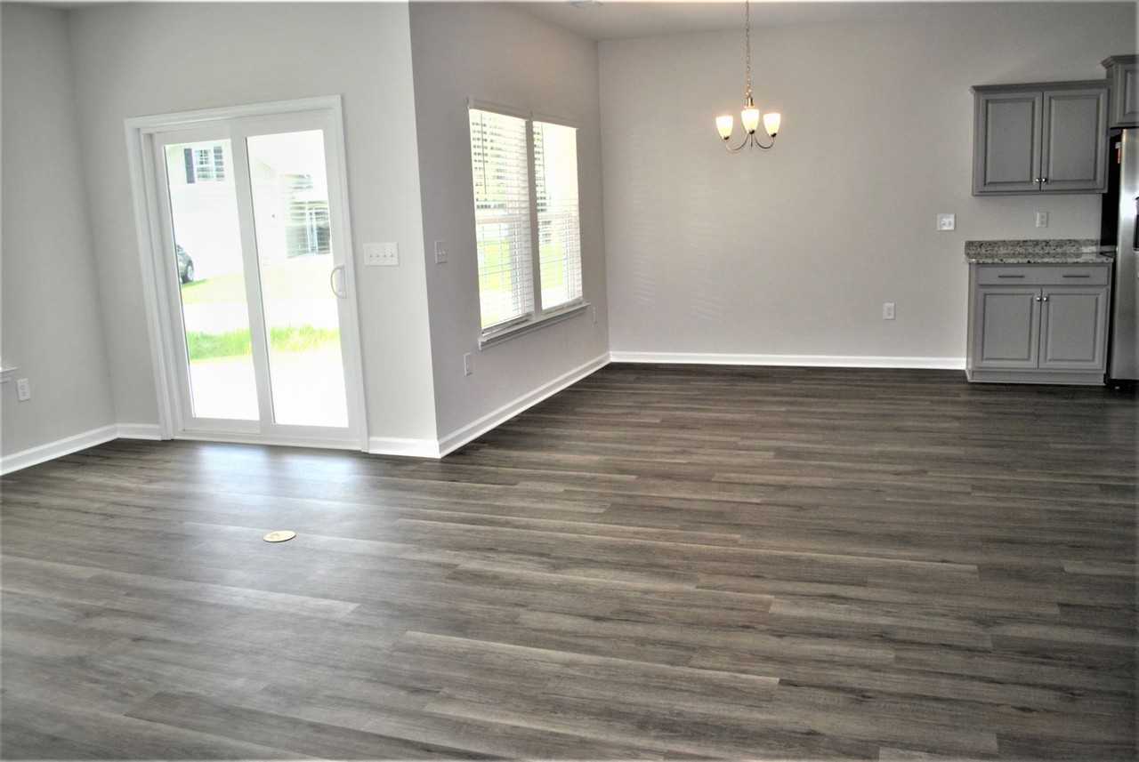 16 Leaflet Loop - Photo 3 of 15