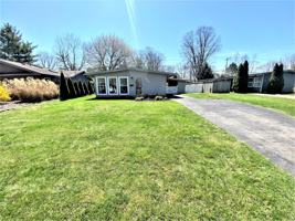 featured image of 2443 Edgevale Rd