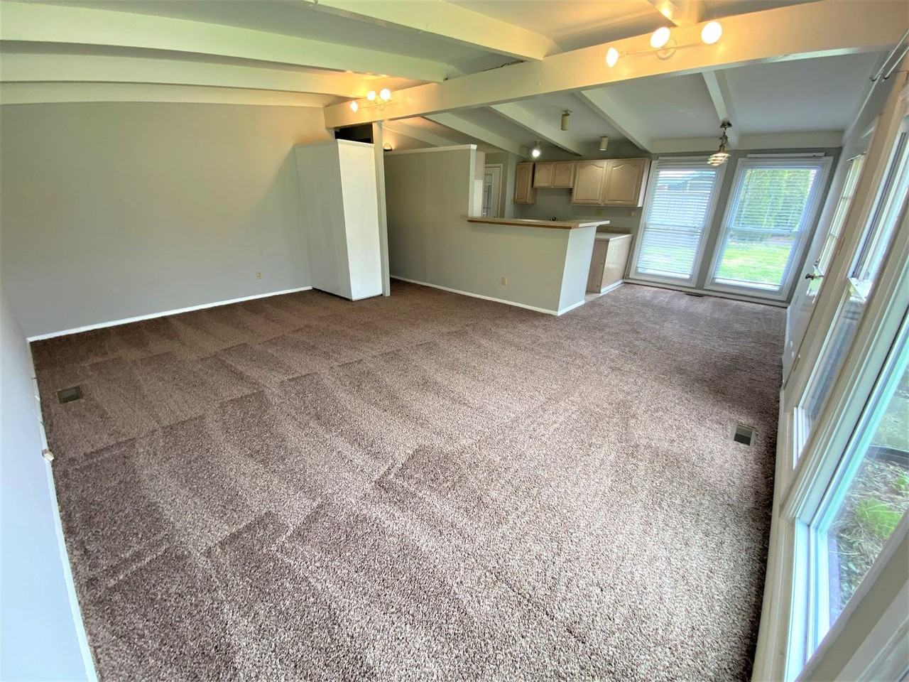 2443 Edgevale Rd - Photo 3 of 34