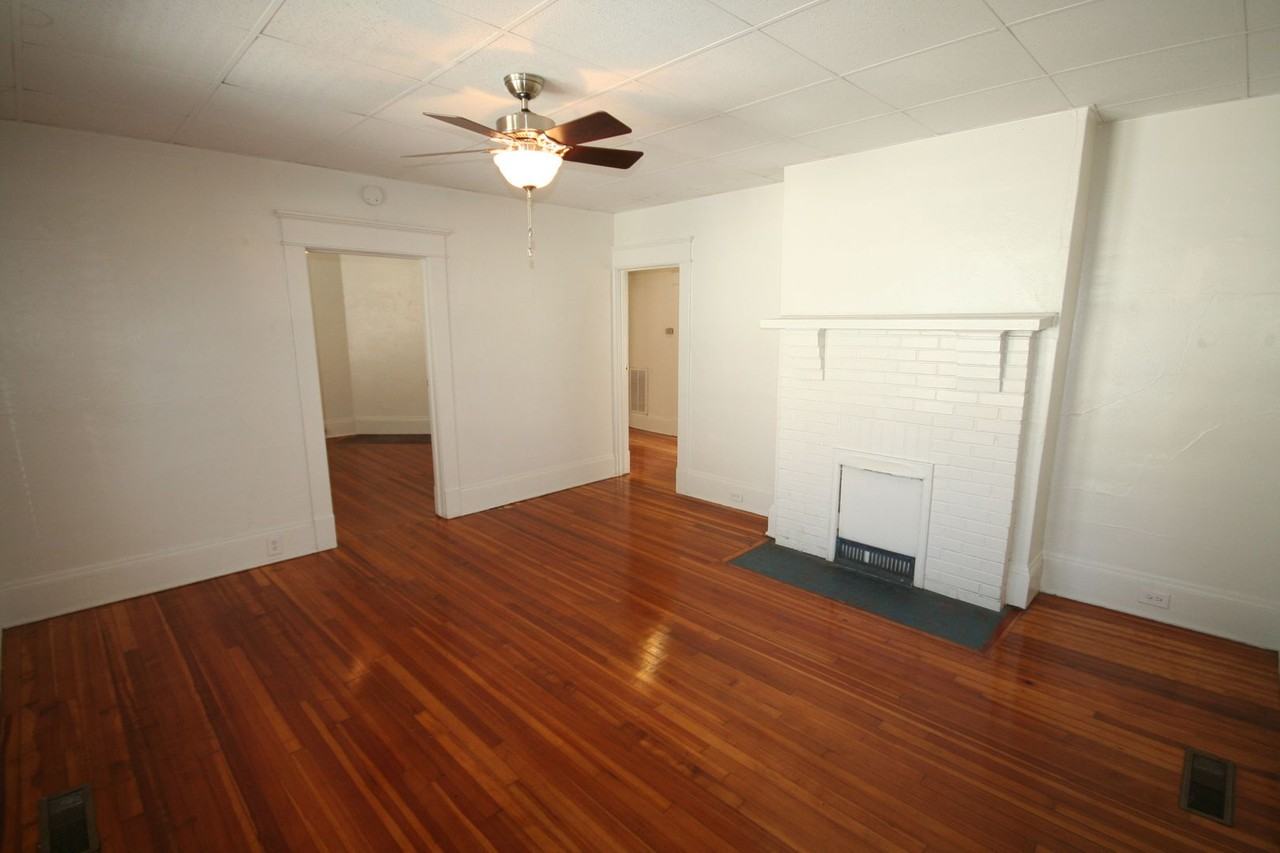 1308 W Chapel Hill St - Photo 2 of 19