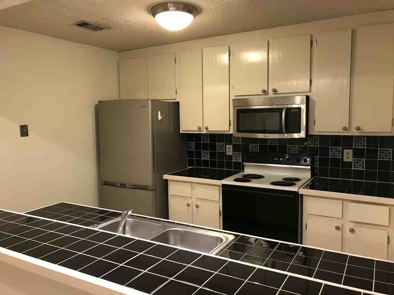 135 Greenwood Ln - Photo 3 of 19