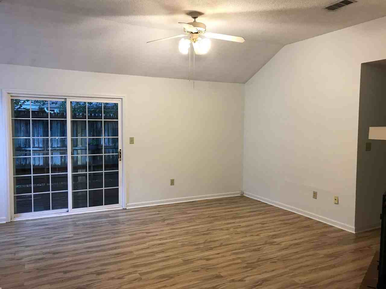 135 Greenwood Ln - Photo 6 of 19